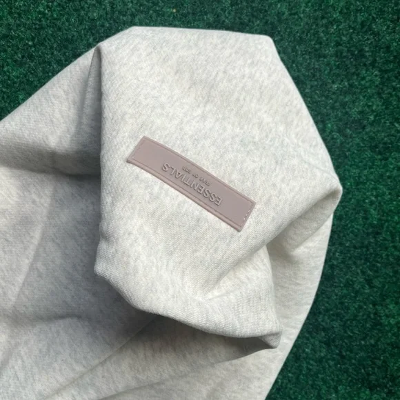 1977 essentials hoodie